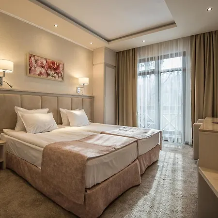 Armira Hotel