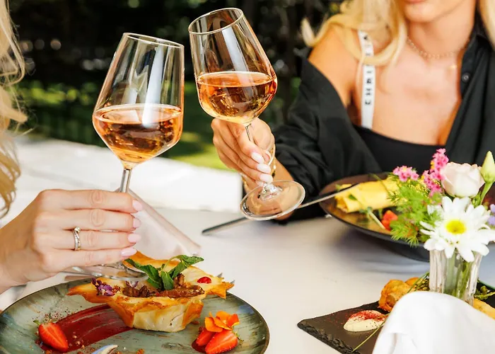 Хотел армира