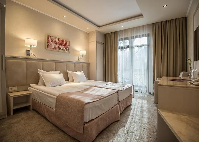 армира Хотел