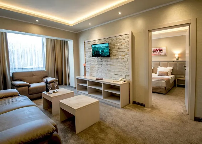 Хотел армира